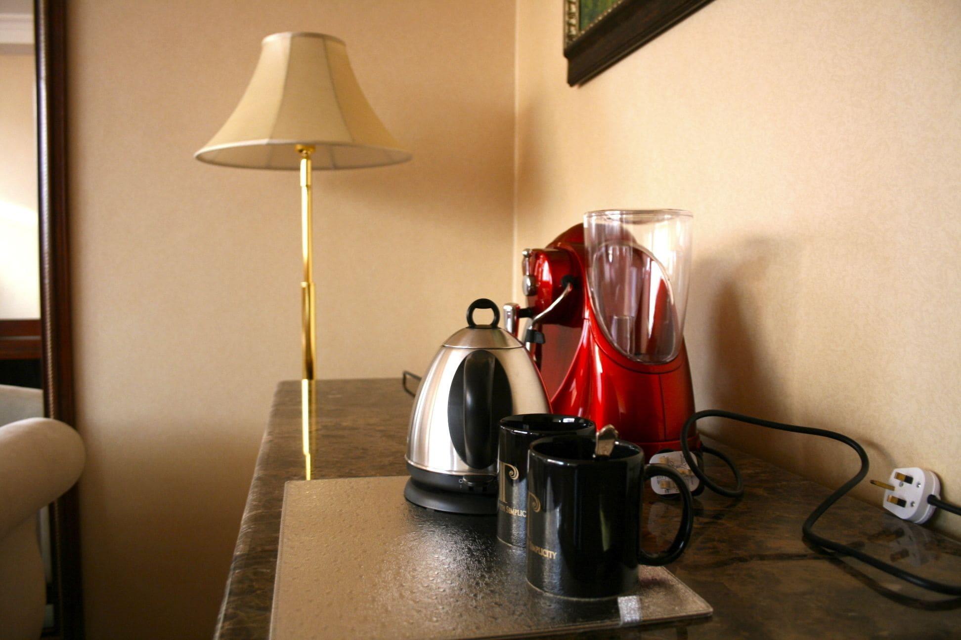 אבו דאבי Trianon Royal Hotel מראה חיצוני תמונה