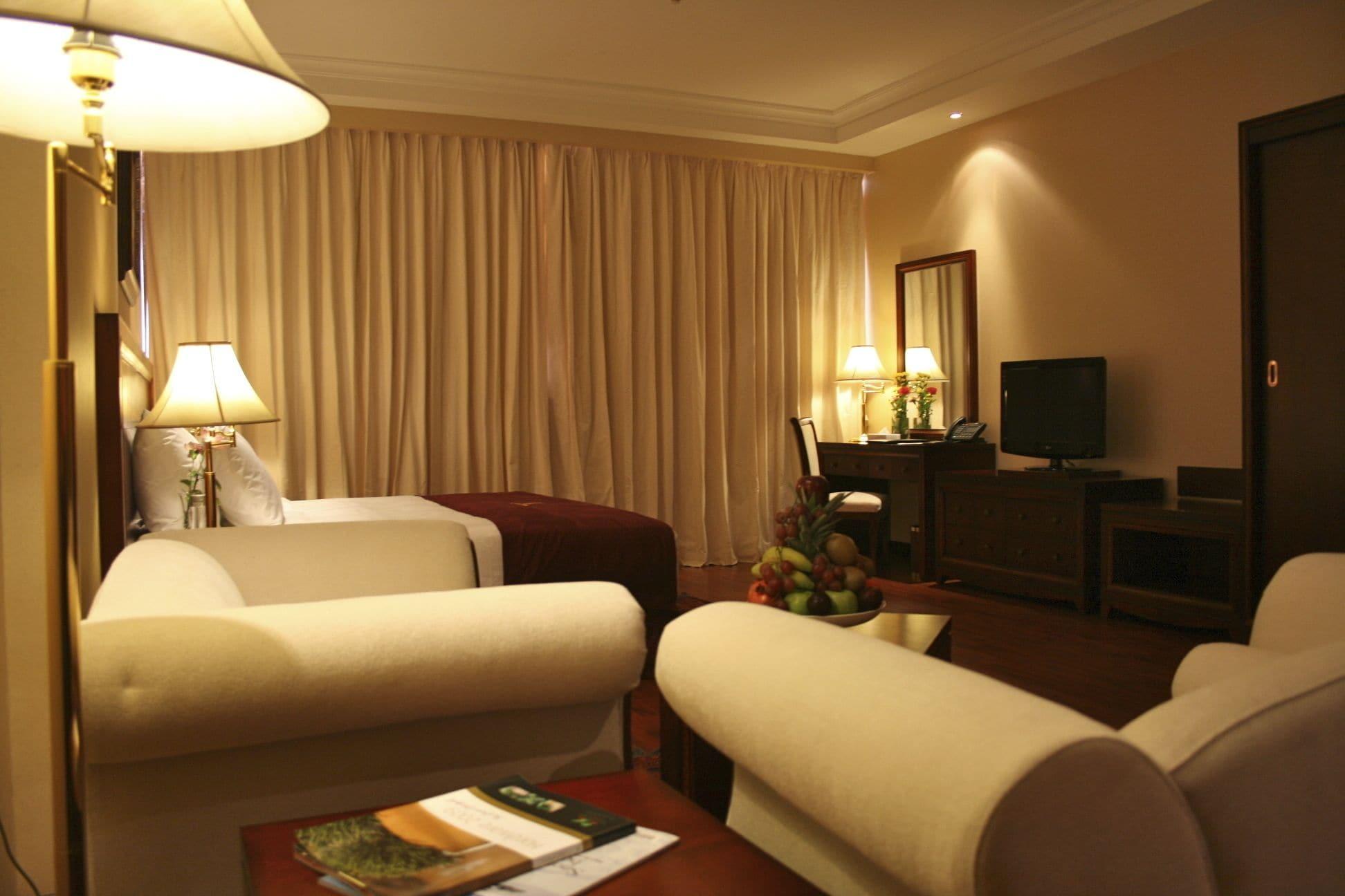 אבו דאבי Trianon Royal Hotel מראה חיצוני תמונה