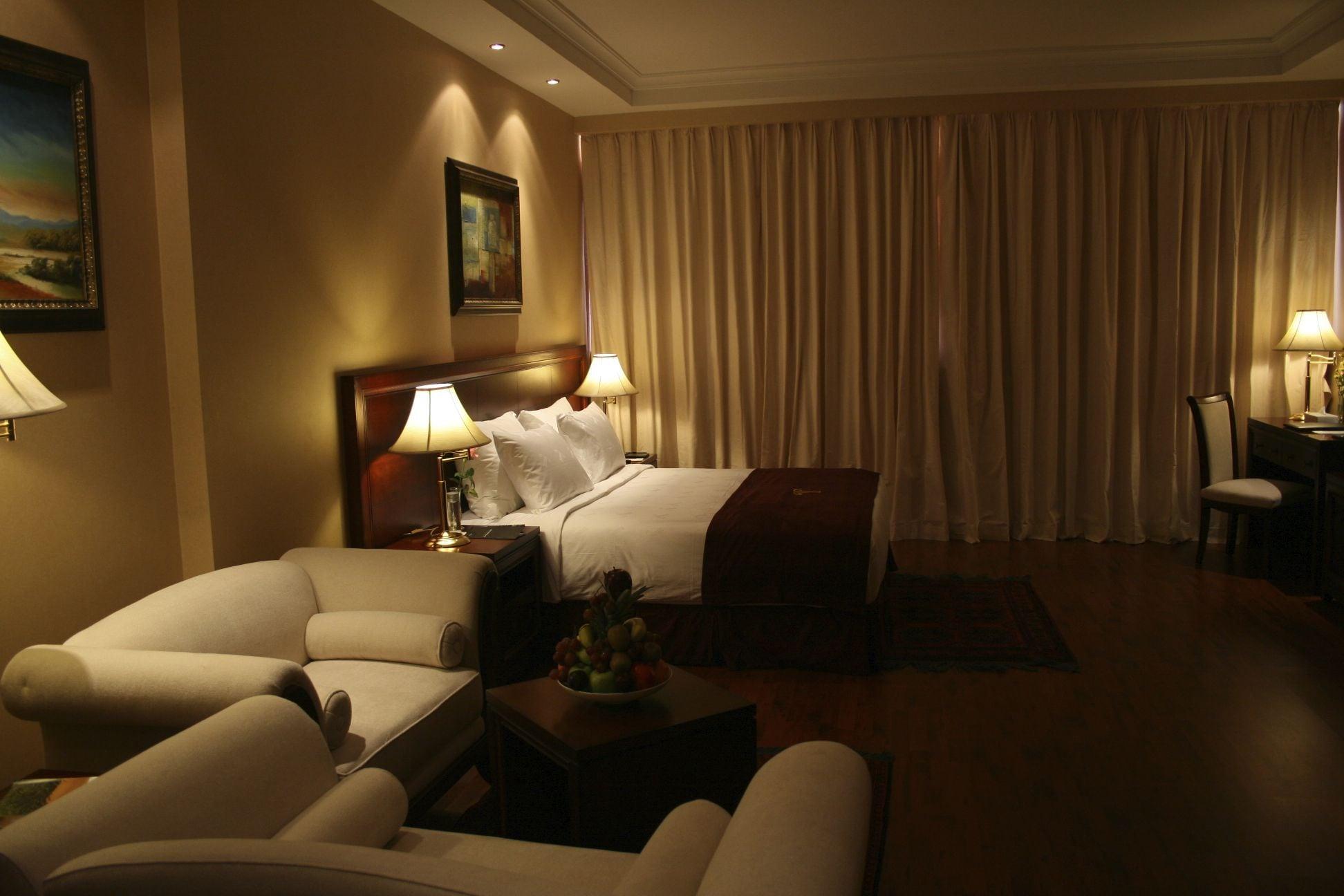 אבו דאבי Trianon Royal Hotel מראה חיצוני תמונה