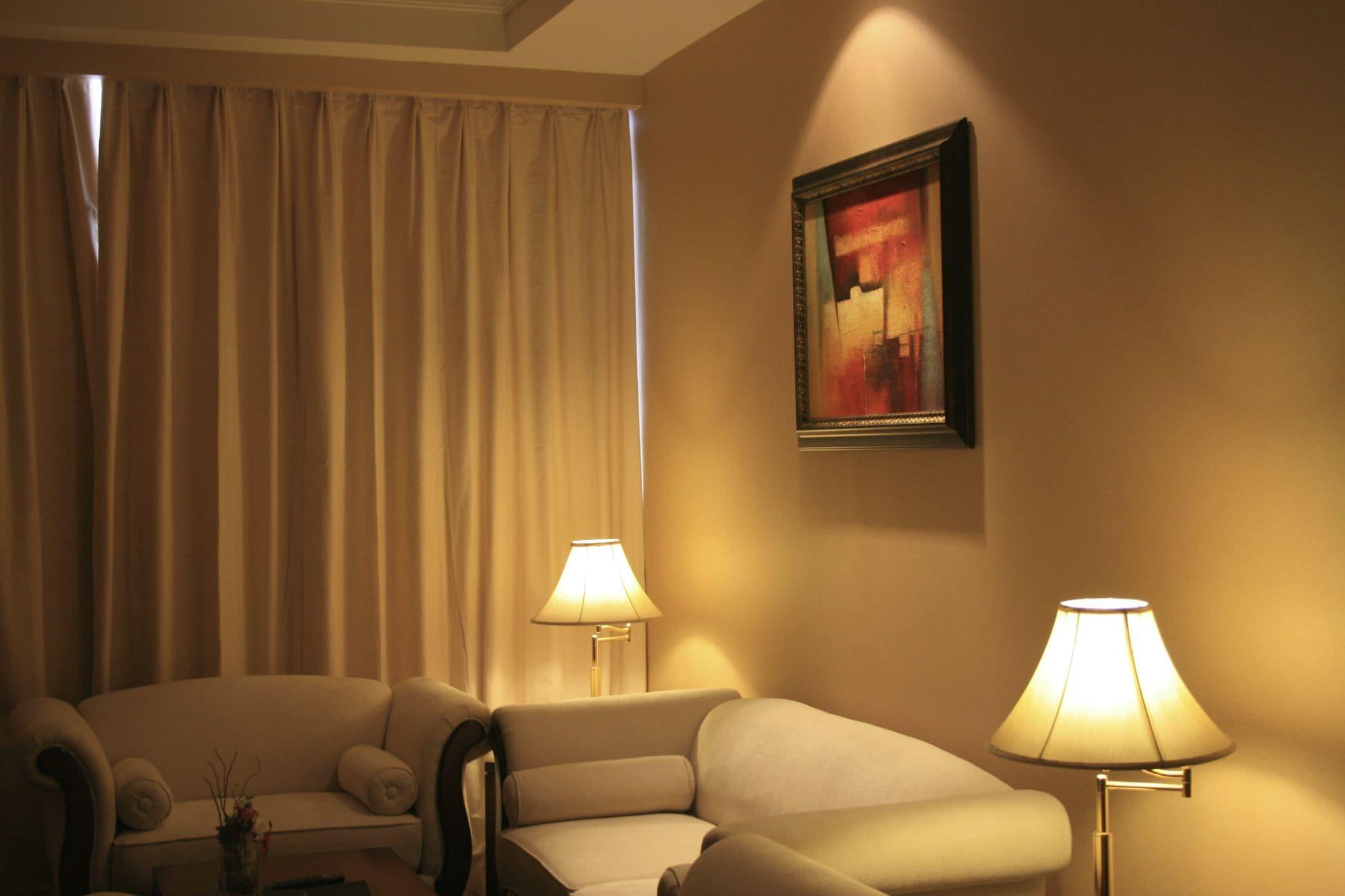 אבו דאבי Trianon Royal Hotel מראה חיצוני תמונה